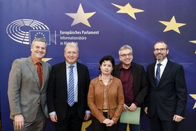 Sacharow Augsburg Gruppenbild_Foto Europäisches Parlament